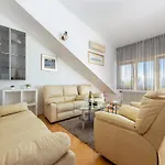Rosemary Apartman *