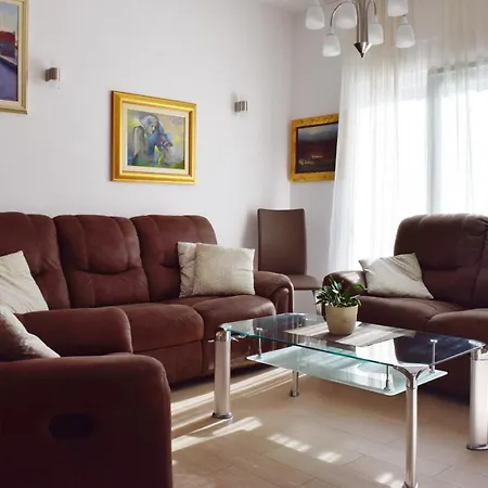 Rosemary Apartment